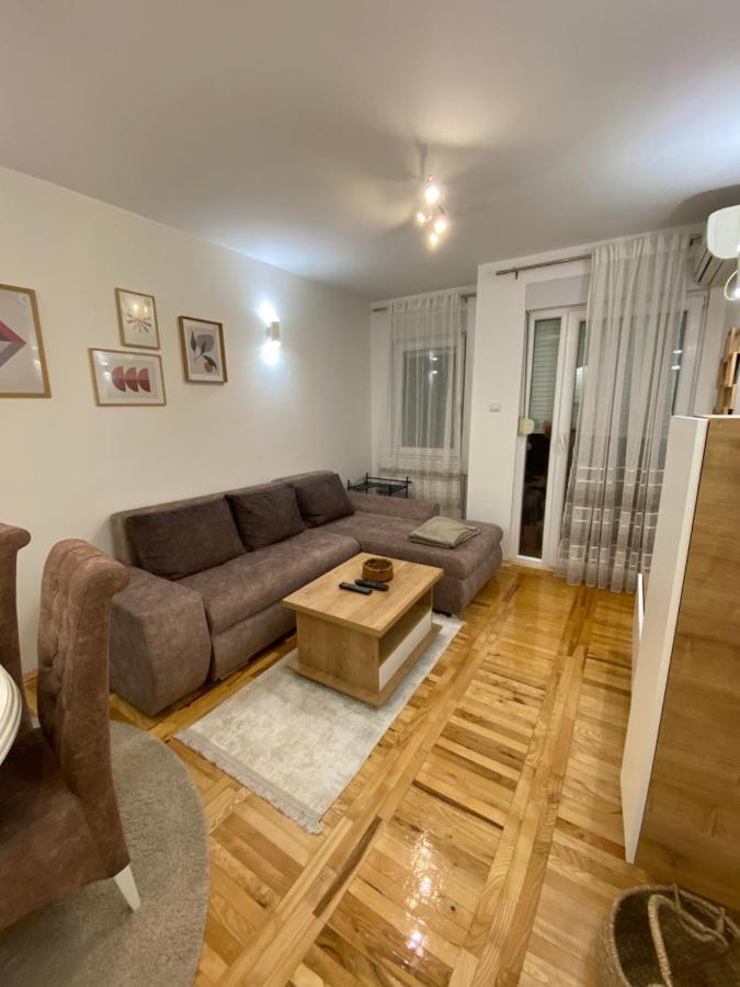 Sleepover - Holiday Base Novi Sad Buitenkant foto