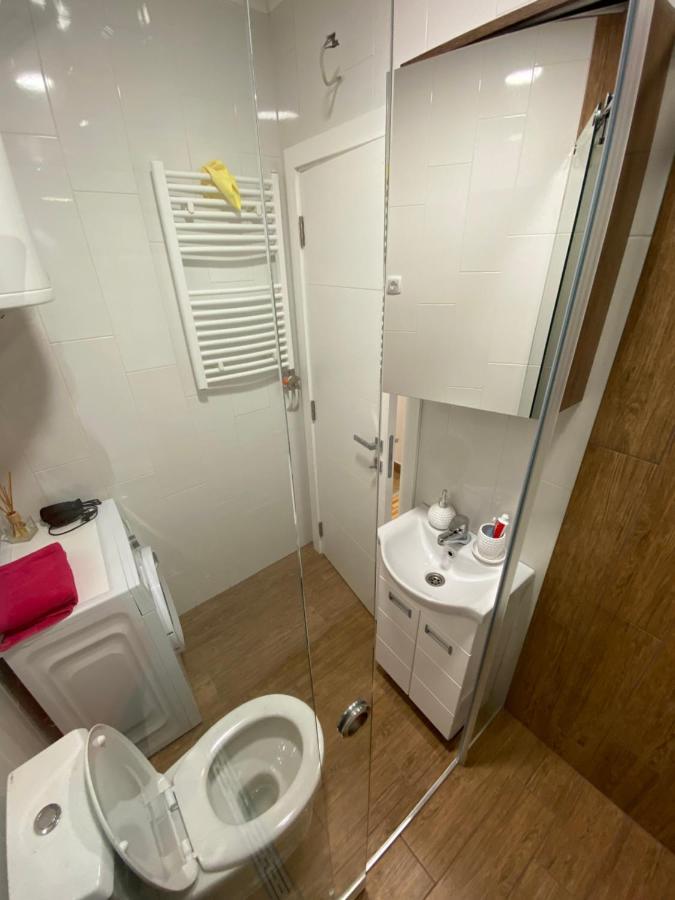 Sleepover - Holiday Base Novi Sad Buitenkant foto